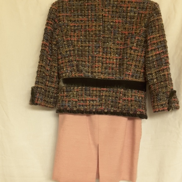 Ellie Tahari pencil wool skirt, great fit. - Picture 4 of 4